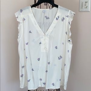 Old Navy floral V neck blouse